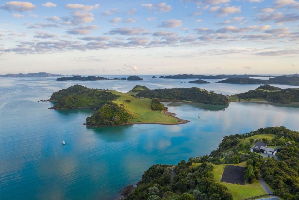 Peaceful Island escapes with ocean views Peaceful Island escapes with ocean views
